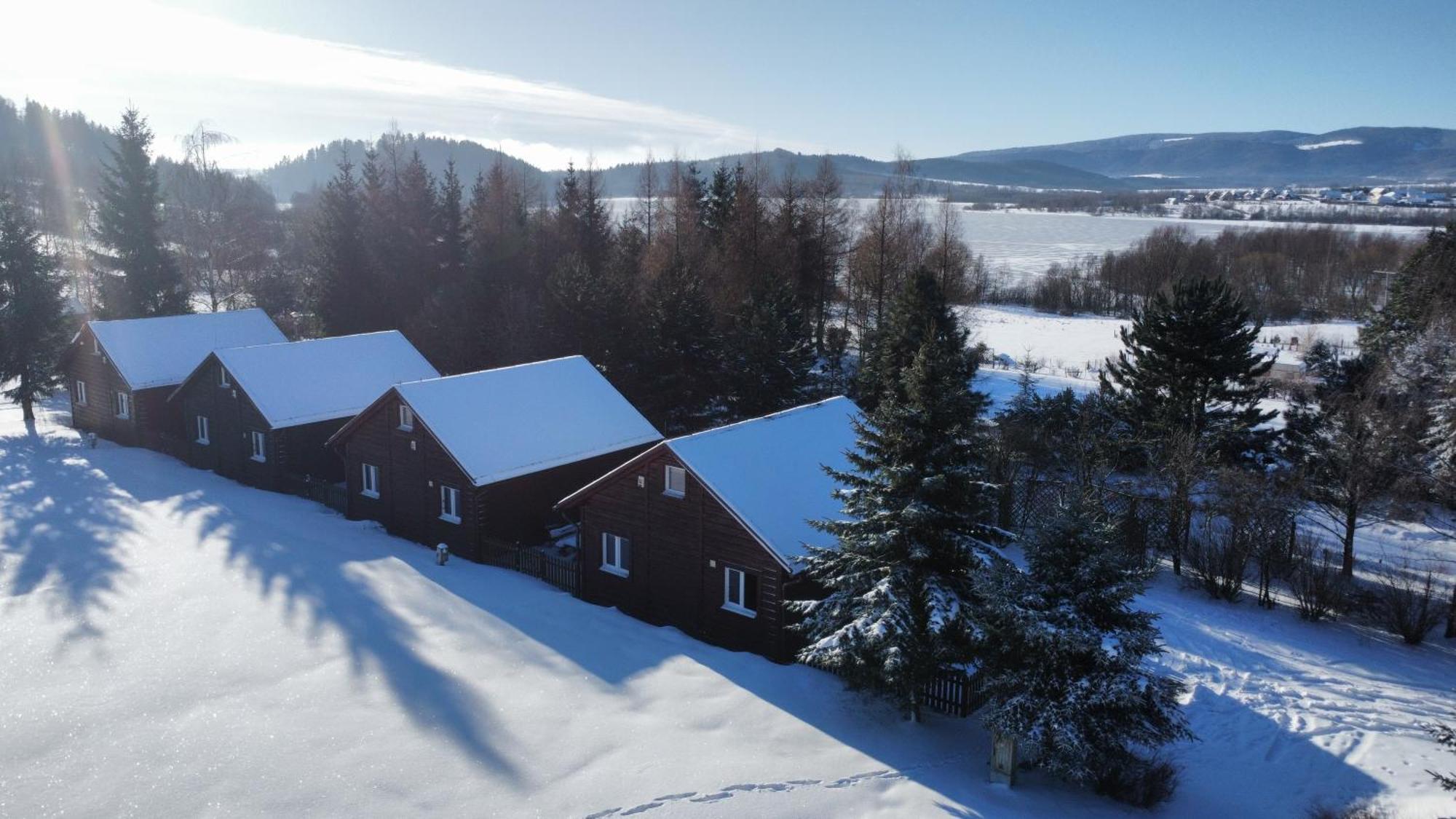 Stanica Pod Zadzierna Domki Caloroczne Lubawka Buitenkant foto
